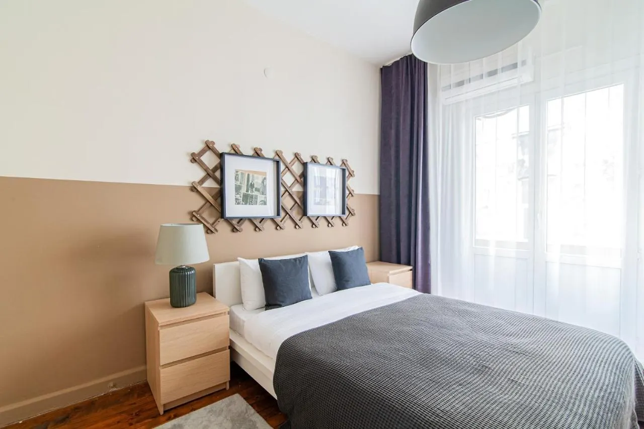 Sleek Flat Within Walking Distance To Pera Museum Apartment Istanbul