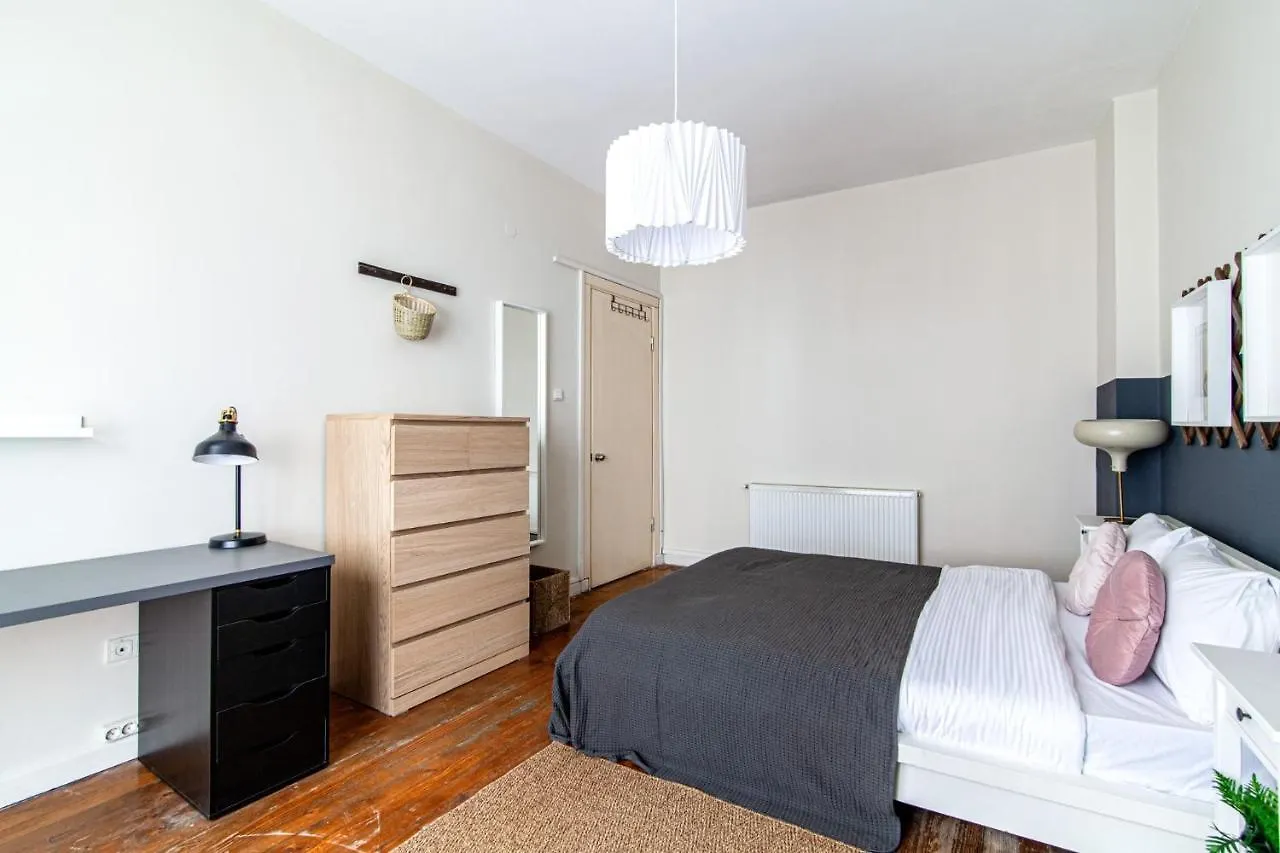 Sleek Flat Within Walking Distance To Pera Museum Apartment Istanbul